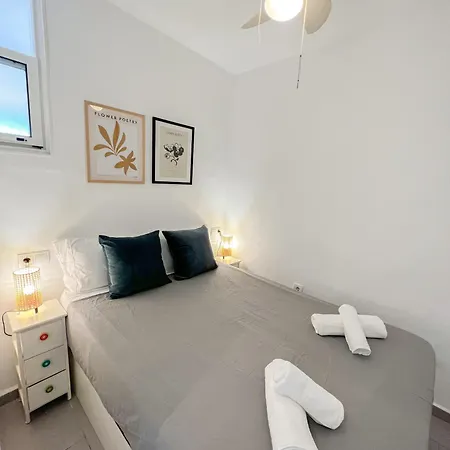 Апартаменты Elegant 1bdr Bright Flat With Pool