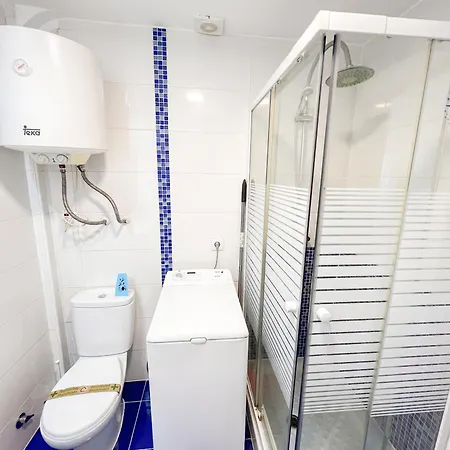 Апартаменты Elegant 1bdr Bright Flat With Pool