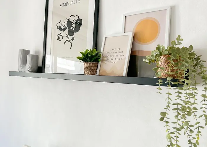 Apartment Elegant 1bdr Bright Flat With Pool Torremolinos