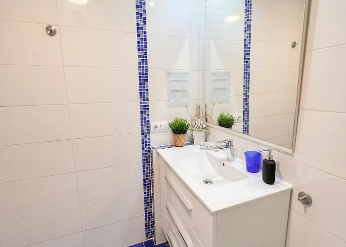 Elegant 1bdr Bright Flat With Pool Apartment